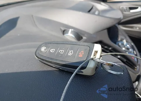 2013 Ford Escape Titanium из США, поврежденный, VIN 1FMCU9J97DUB21573